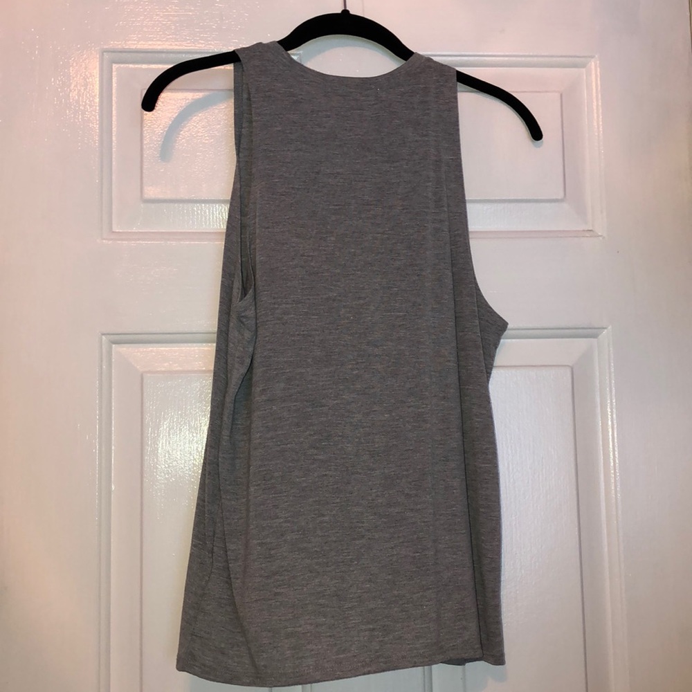 Forever 21 Small Tank - Picture 5 of 5